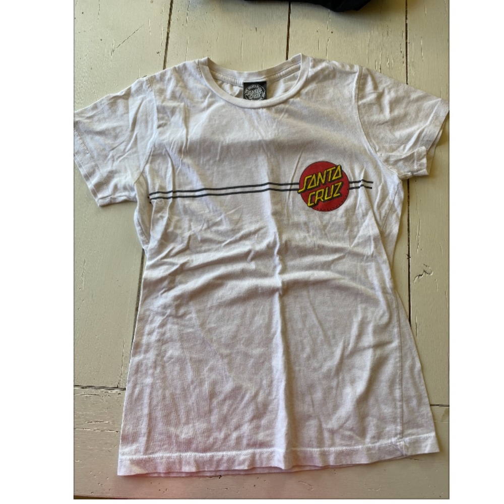 Santa Cruz tee
